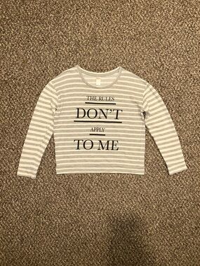 Gray & White Striped Crewneck Sweater with 'DON'T APPLY TO ME' Graphic Top